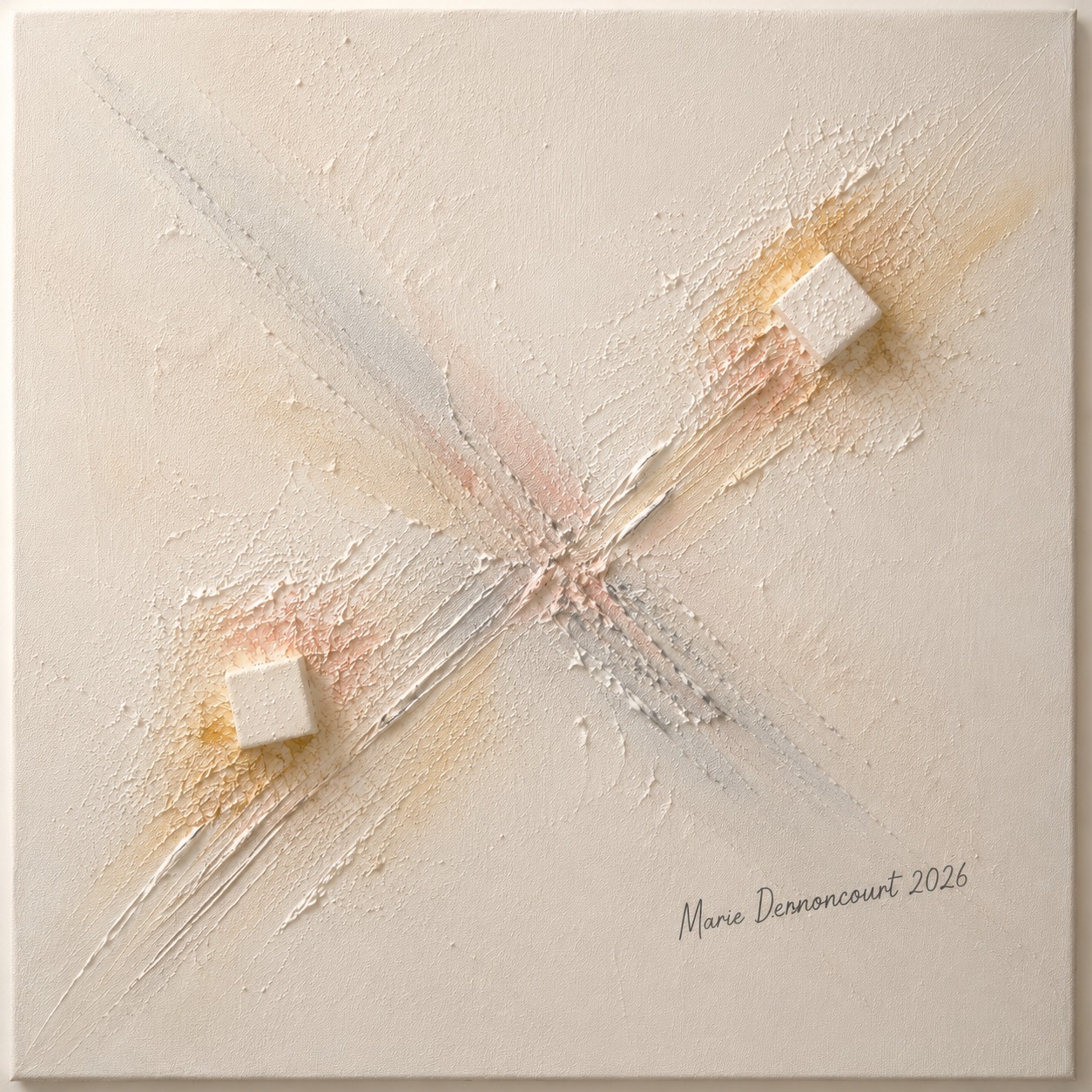 Œuvre blanche texturée de Marie Dernoncourt avec deux cubes et des lignes de tension.